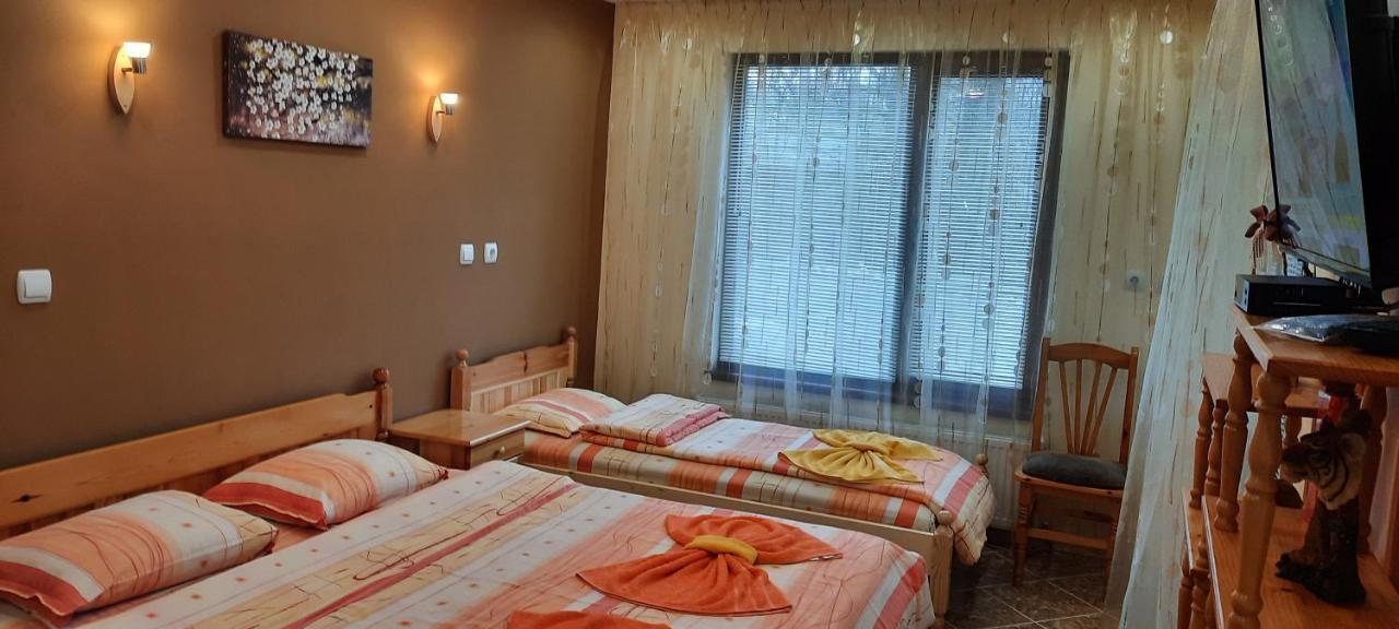 Guest House Lazar Raykov Ribarica Bagian luar foto