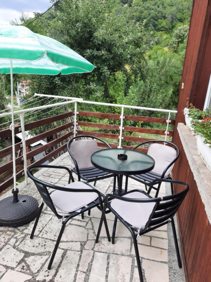 Guest House Lazar Raykov Ribarica Bagian luar foto